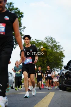 Runner Photo 4199363