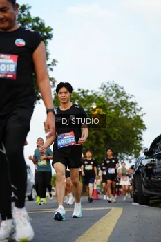 Runner Photo 4199364