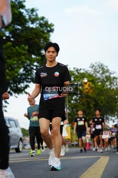 Runner Photo 4199370