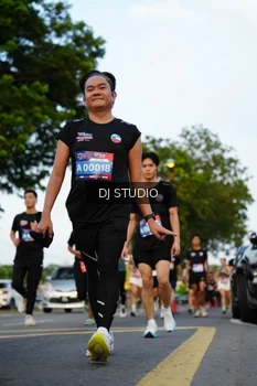 Runner Photo 4199376