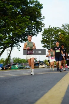 Runner Photo 4199379