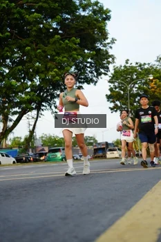 Runner Photo 4199416