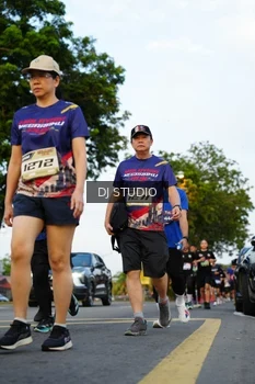 Runner Photo 4199450