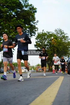 Runner Photo 4199492