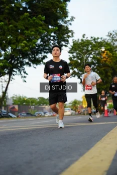 Runner Photo 4199503
