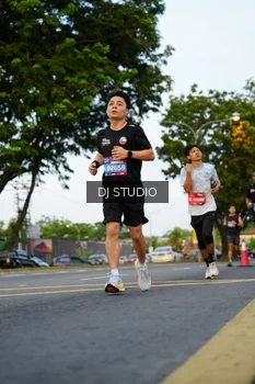 Runner Photo 4199505