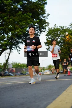 Runner Photo 4199507