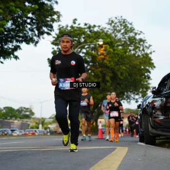 Runner Photo 4199519