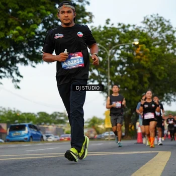 Runner Photo 4199528