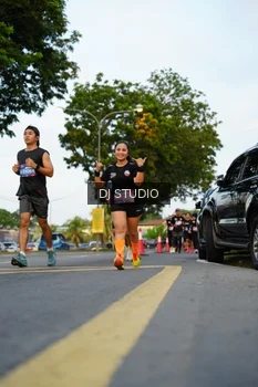 Runner Photo 4199531
