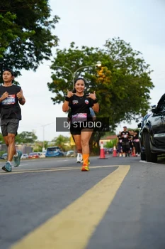 Runner Photo 4199555
