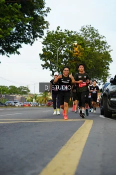 Runner Photo 4199565