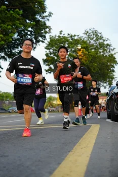 Runner Photo 4199577