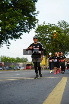 Runner Photo 4199584