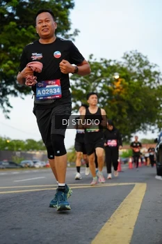 Runner Photo 4199594
