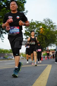 Runner Photo 4199606