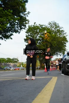 Runner Photo 4199613