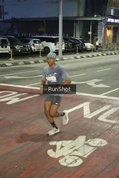 Runner Photo 4201503