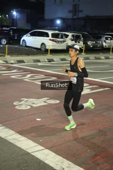 Runner Photo 4201523