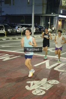 Runner Photo 4201539