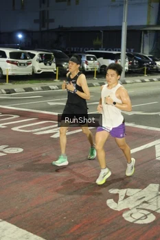 Runner Photo 4201550