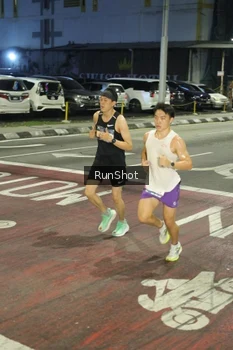 Runner Photo 4201553