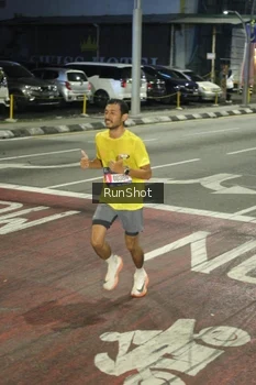 Runner Photo 4201599