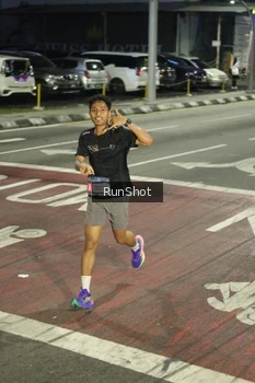 Runner Photo 4201652