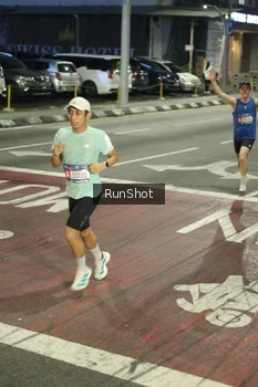 Runner Photo 4201658