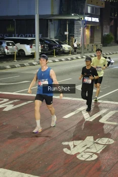 Runner Photo 4201664