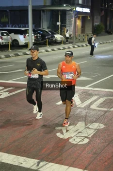 Runner Photo 4201717