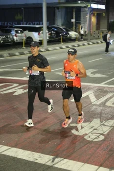Runner Photo 4201728