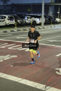 Runner Photo 4201739