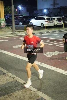 Runner Photo 4201763