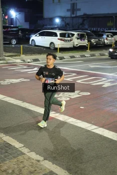 Runner Photo 4201771