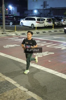 Runner Photo 4201775