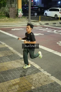 Runner Photo 4201784