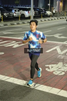Runner Photo 4201796