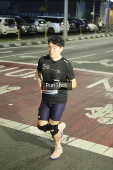 Runner Photo 4201807