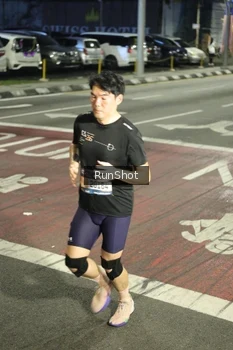 Runner Photo 4201811