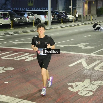 Runner Photo 4201934