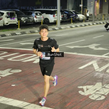 Runner Photo 4201938