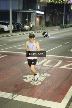 Runner Photo 4201970