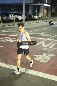 Runner Photo 4201972