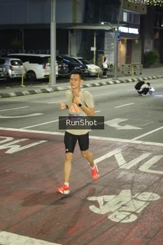 Runner Photo 4201975