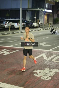Runner Photo 4201976