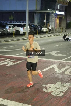 Runner Photo 4201979