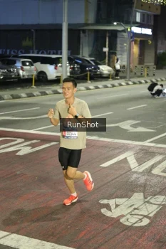 Runner Photo 4201989