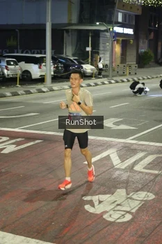 Runner Photo 4201993