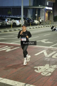 Runner Photo 4201995